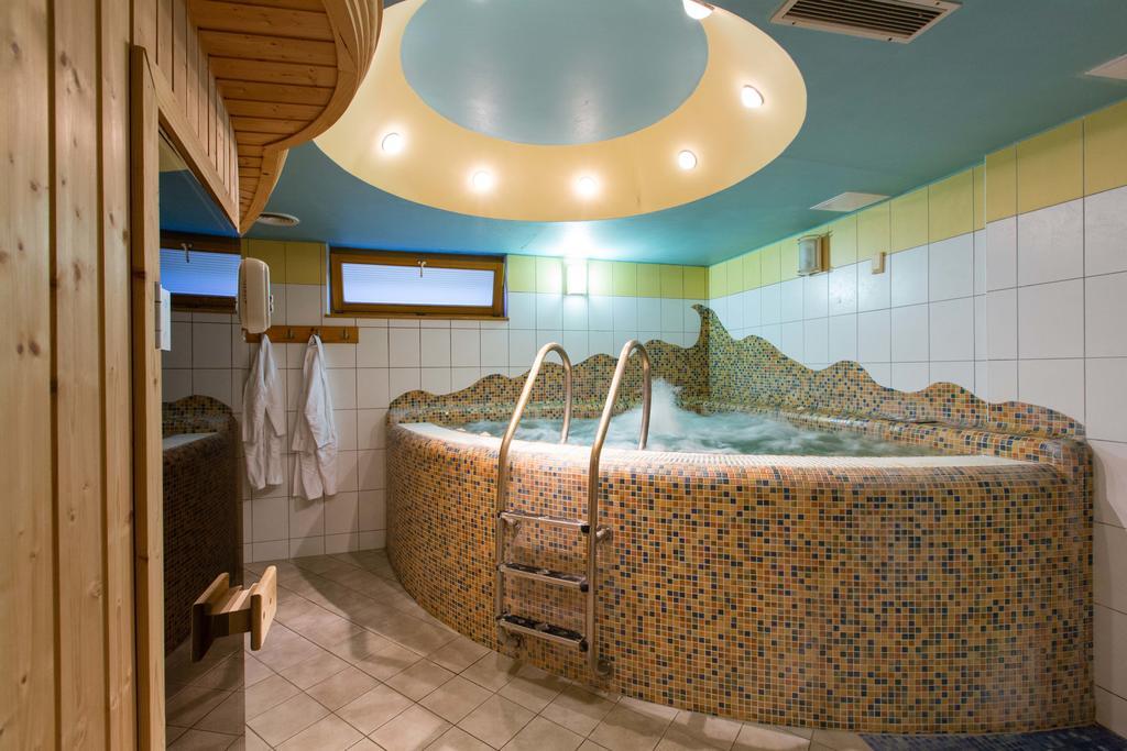 Kehida Hertelendy Haz Hotel Kehidakustány Zewnętrze zdjęcie