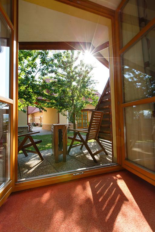 Kehida Hertelendy Haz Hotel Kehidakustány Zewnętrze zdjęcie