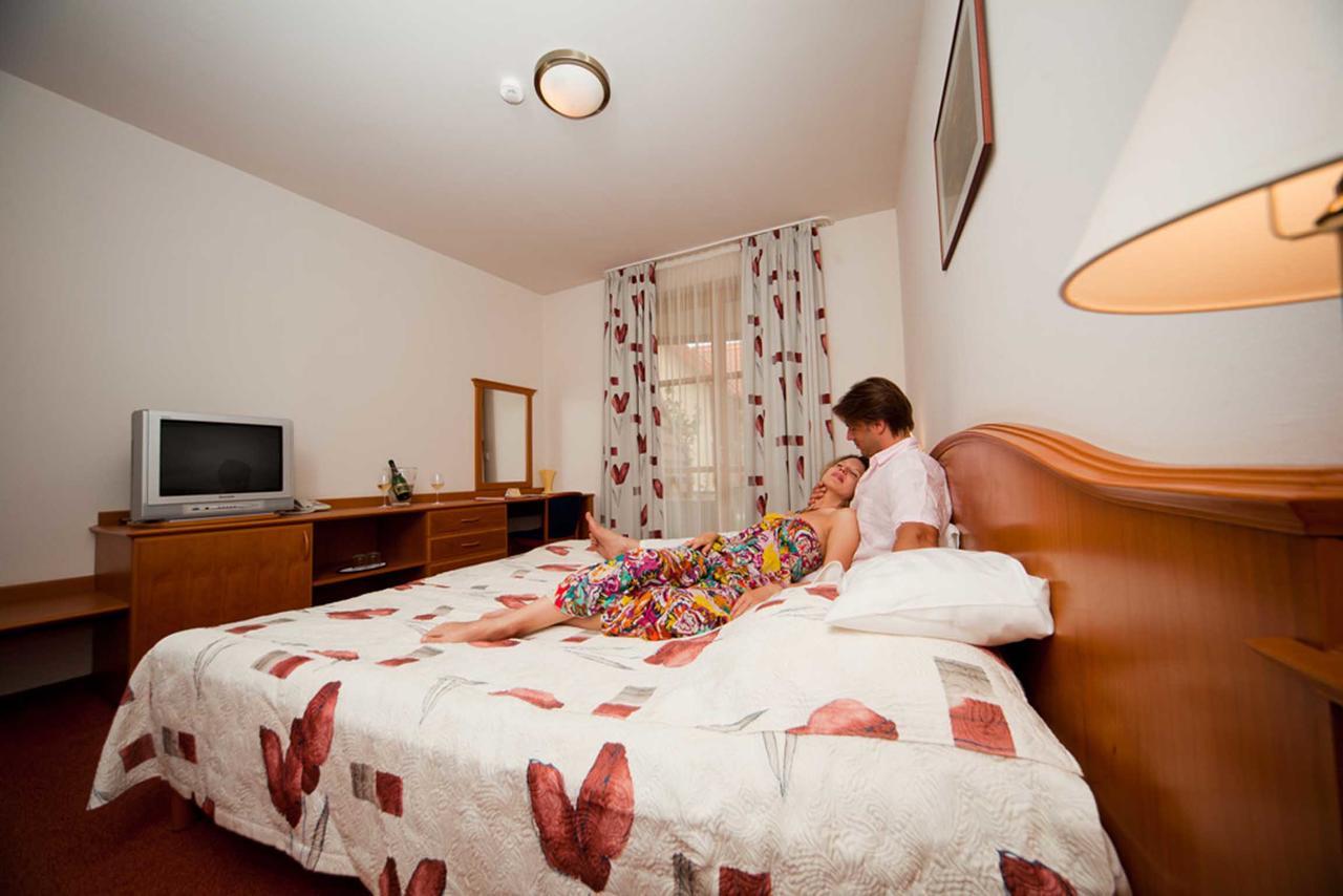 Kehida Hertelendy Haz Hotel Kehidakustány Zewnętrze zdjęcie