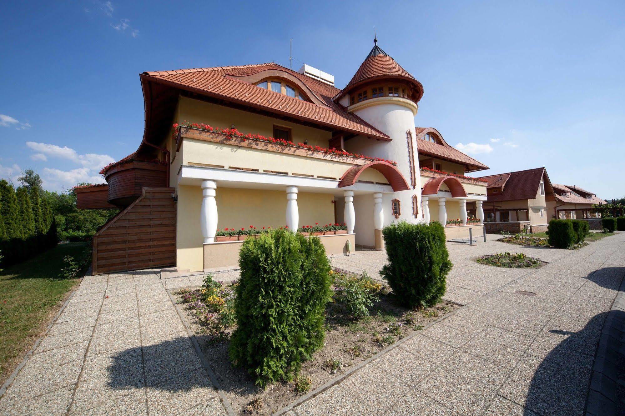 Kehida Hertelendy Haz Hotel Kehidakustány Zewnętrze zdjęcie